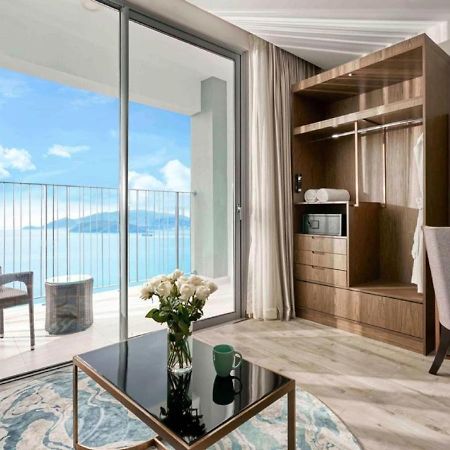 Panorama Lyn Beachfront Apartment 나트랑 외부 사진