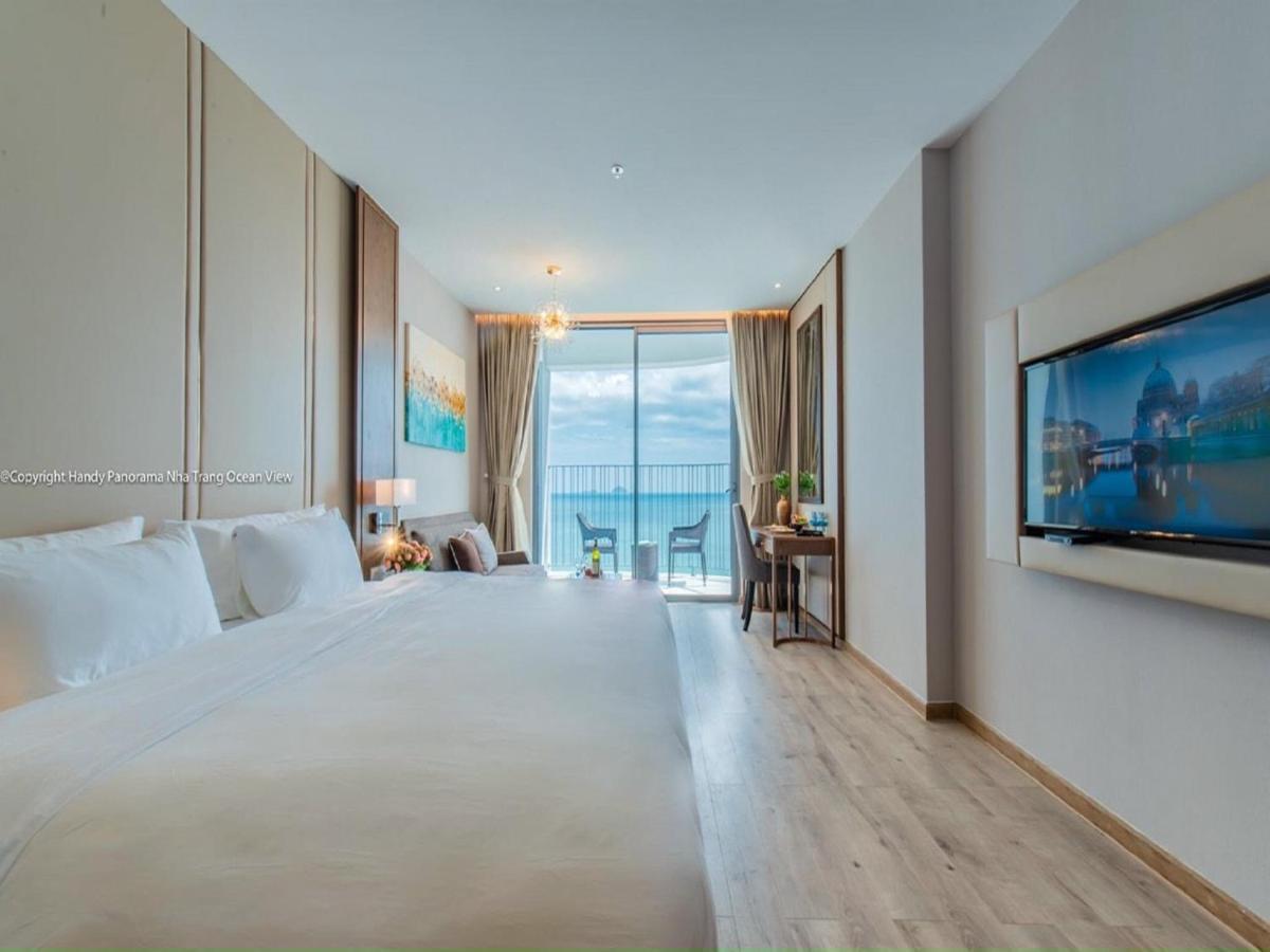 Panorama Lyn Beachfront Apartment 나트랑 외부 사진