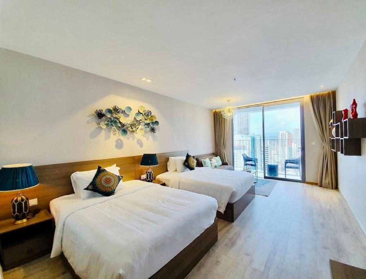 Panorama Lyn Beachfront Apartment 나트랑 외부 사진