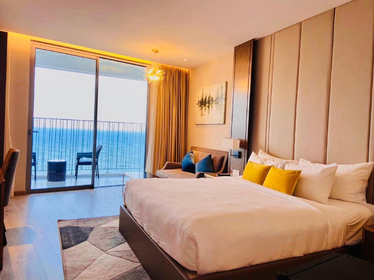 Panorama Lyn Beachfront Apartment 나트랑 외부 사진