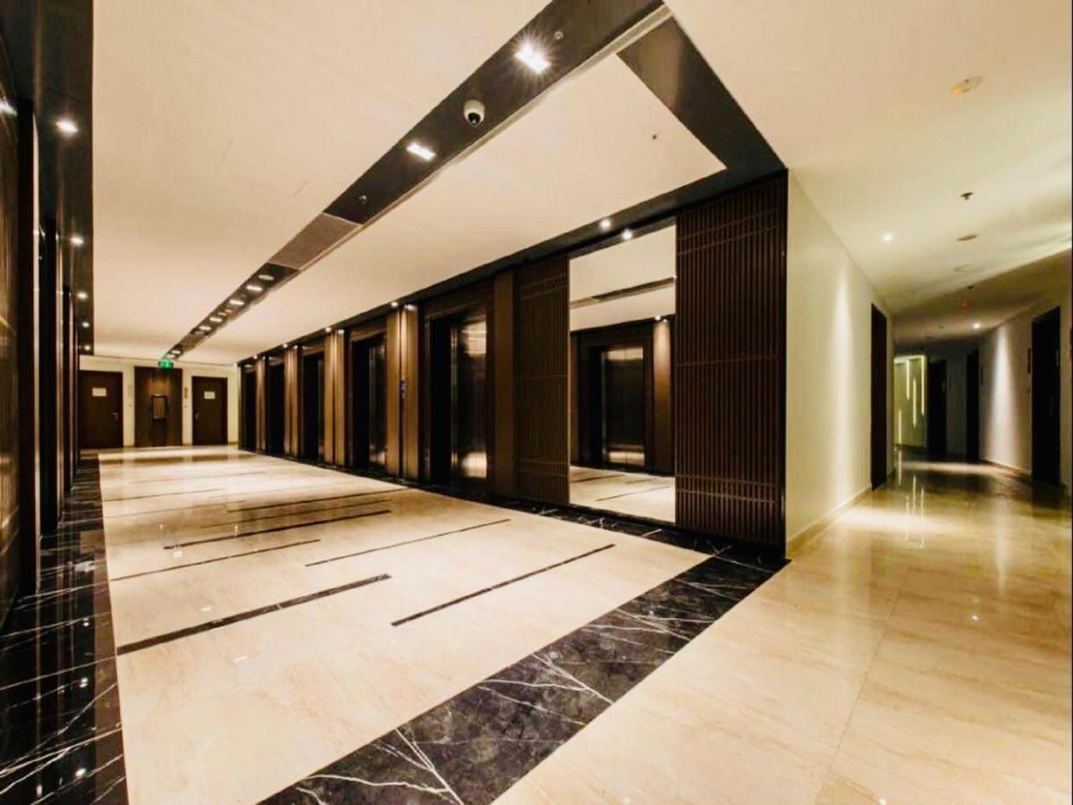 Panorama Lyn Beachfront Apartment 나트랑 외부 사진