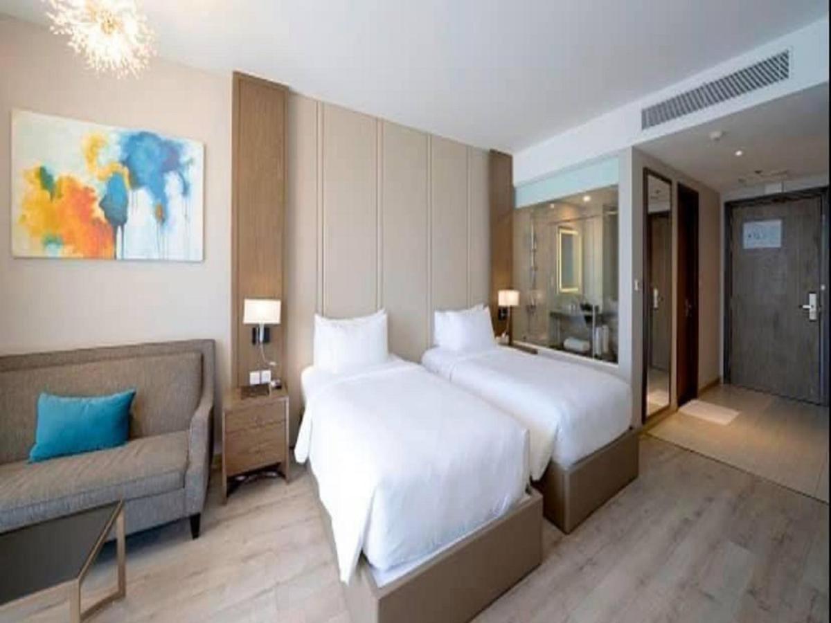 Panorama Lyn Beachfront Apartment 나트랑 외부 사진