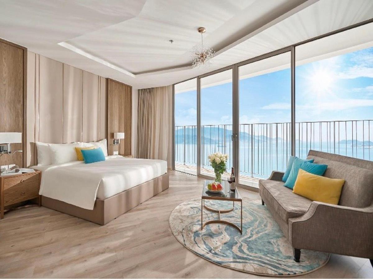 Panorama Lyn Beachfront Apartment 나트랑 외부 사진